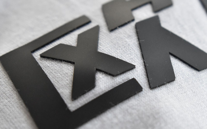 硅胶工艺品 硅胶热转印标 立体LOGO标 硅胶厚板商标 服装硅胶标